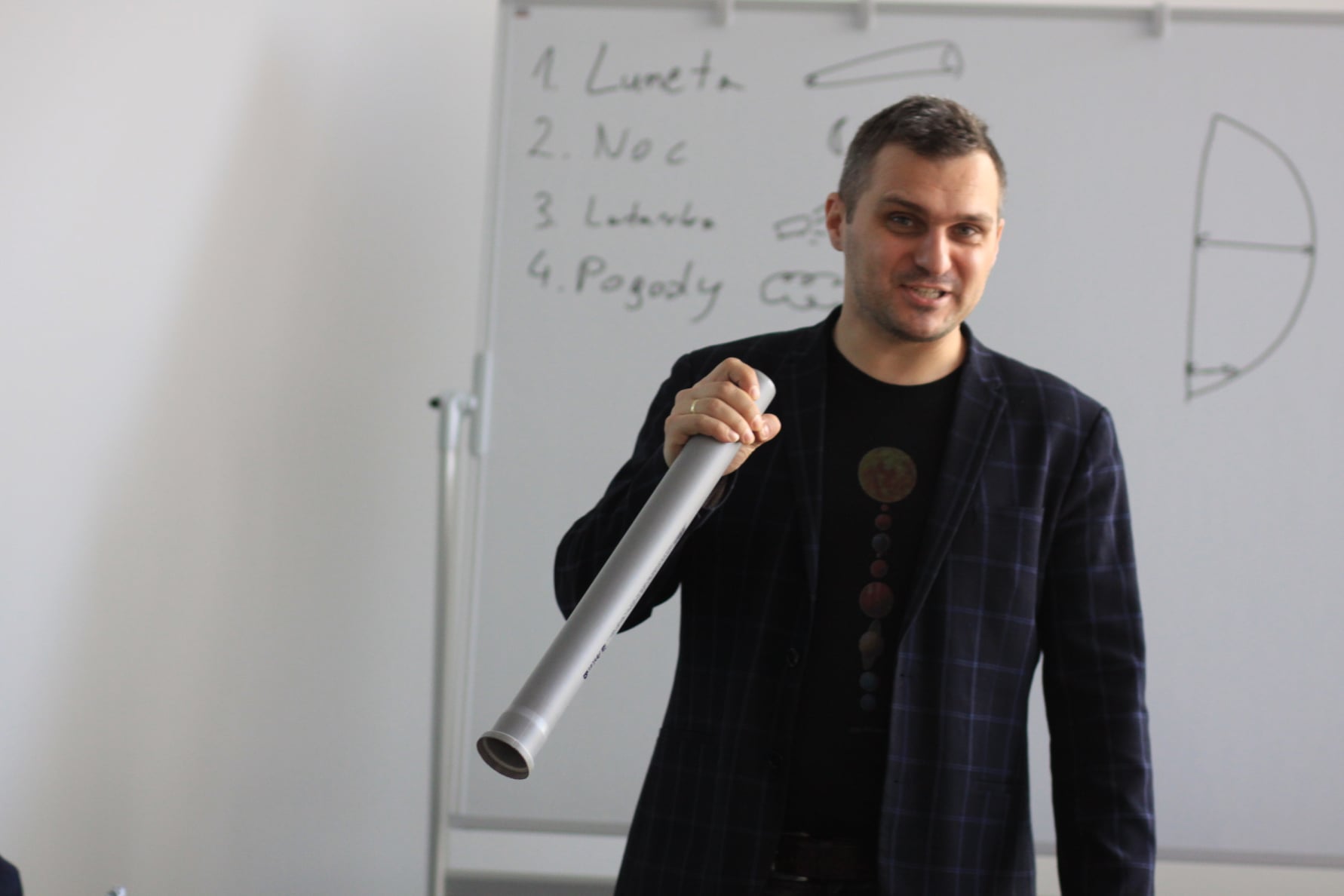 Warsztaty astronomiczne z prostym modelem teleskopu